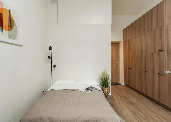 Air 114 * וילנה